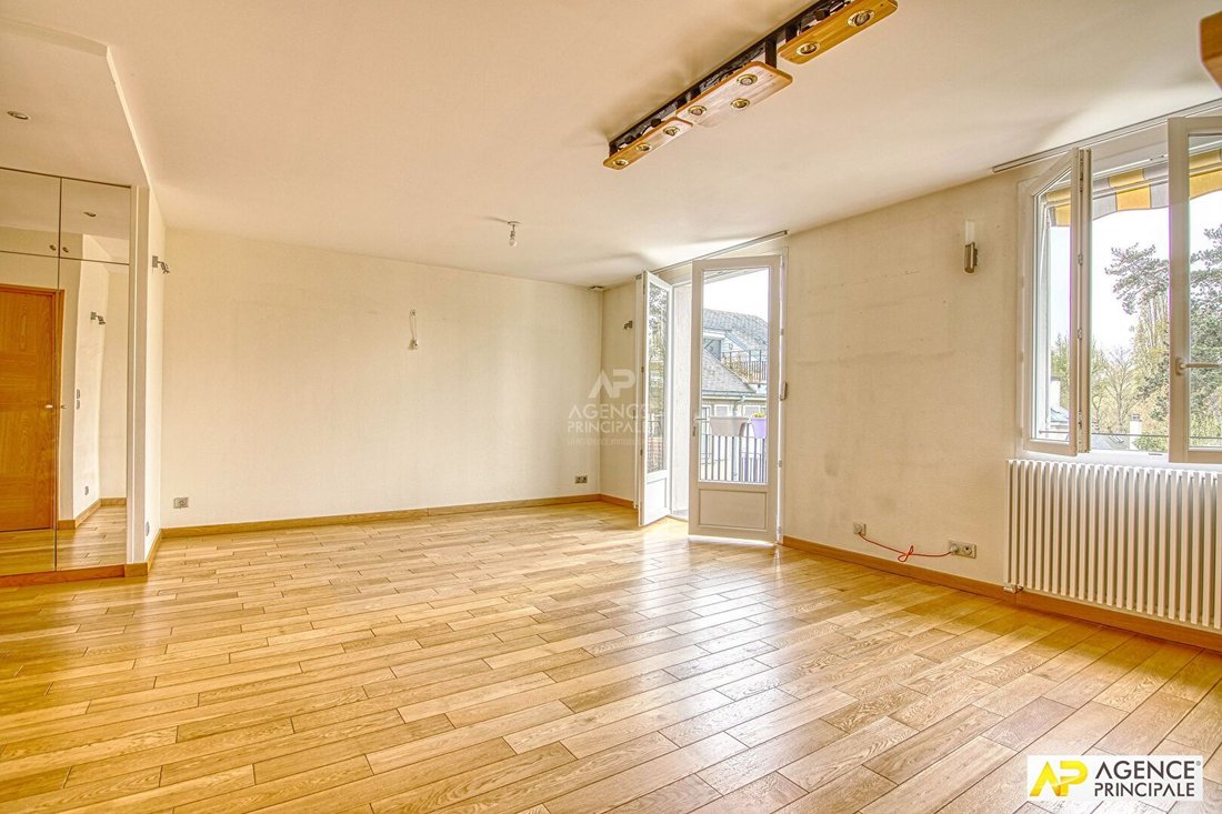 Apartment in Domaine National du Château, Versailles, France 2 - 18483600