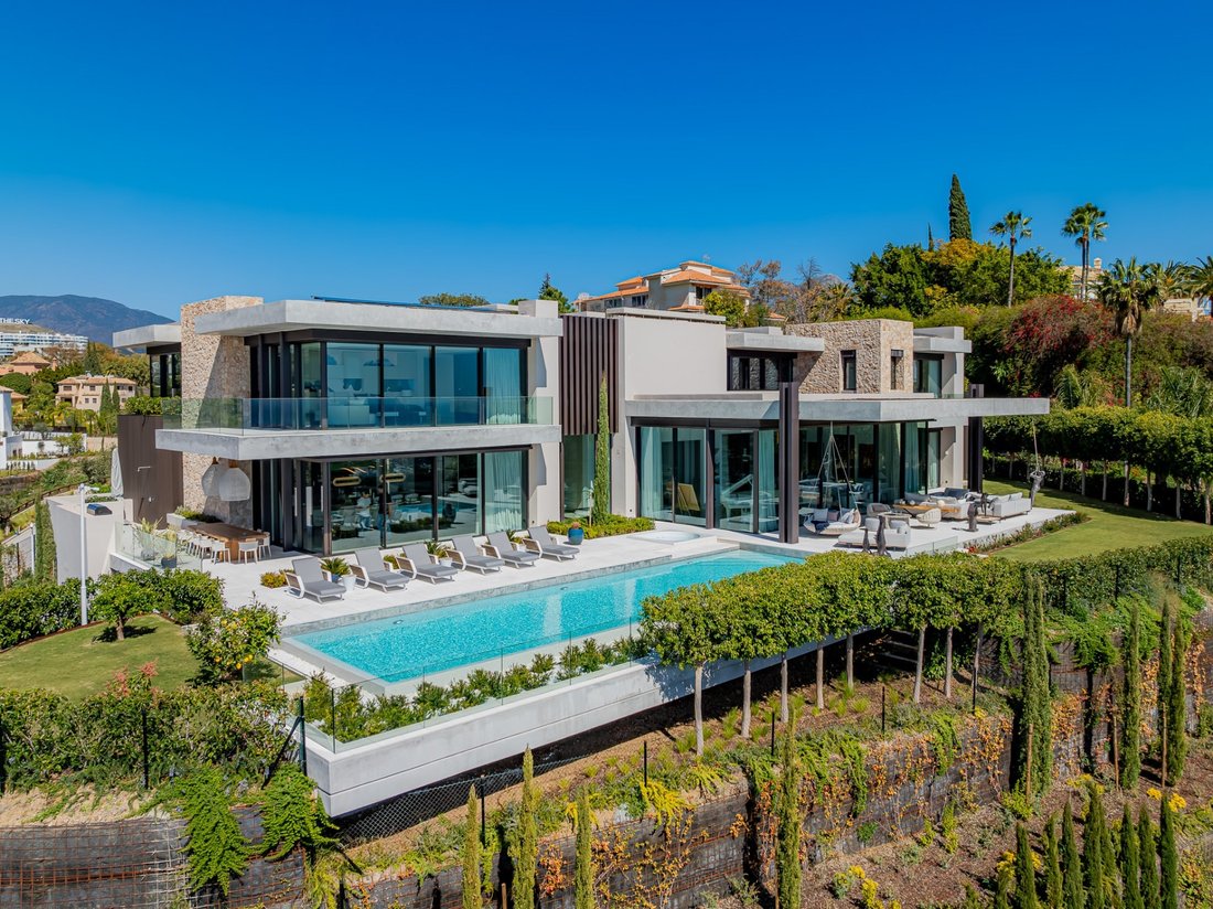 Villa in La Quinta, Benahavis, Andalusia 1 - 18486793