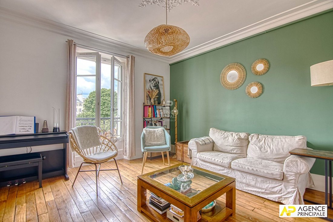 Apartment in Domaine National du Château, Versailles, France 1 - 18483583