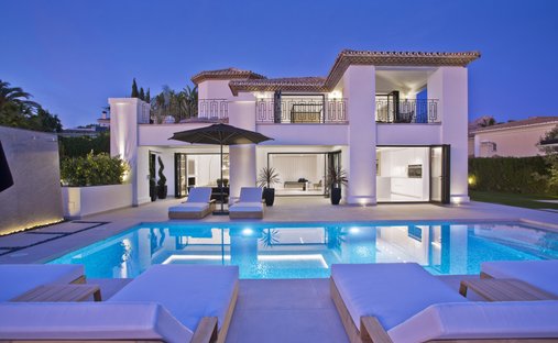 Villa in Nueva Andalucía, Marbella, Spanien 1