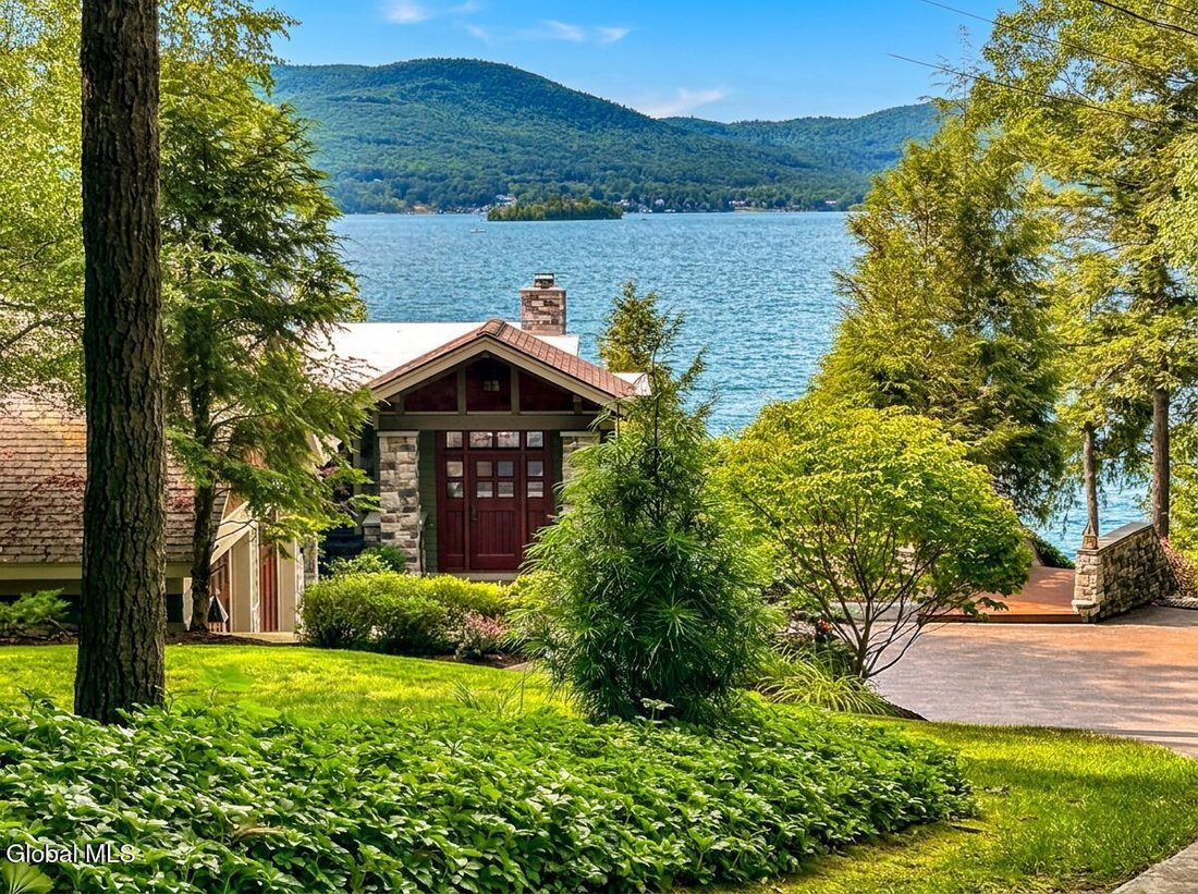 House in Lake George, New York, United States 2 - 17919753