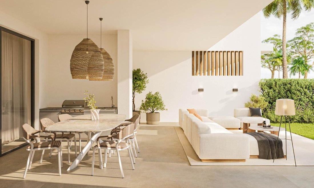 Apartment in Estepona, Andalusia, Spain 1 - 18485240