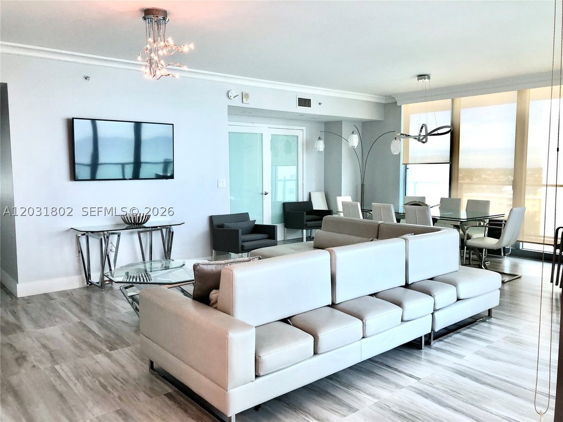 Condo in Hollywood, Florida, United States 5 - 18096060