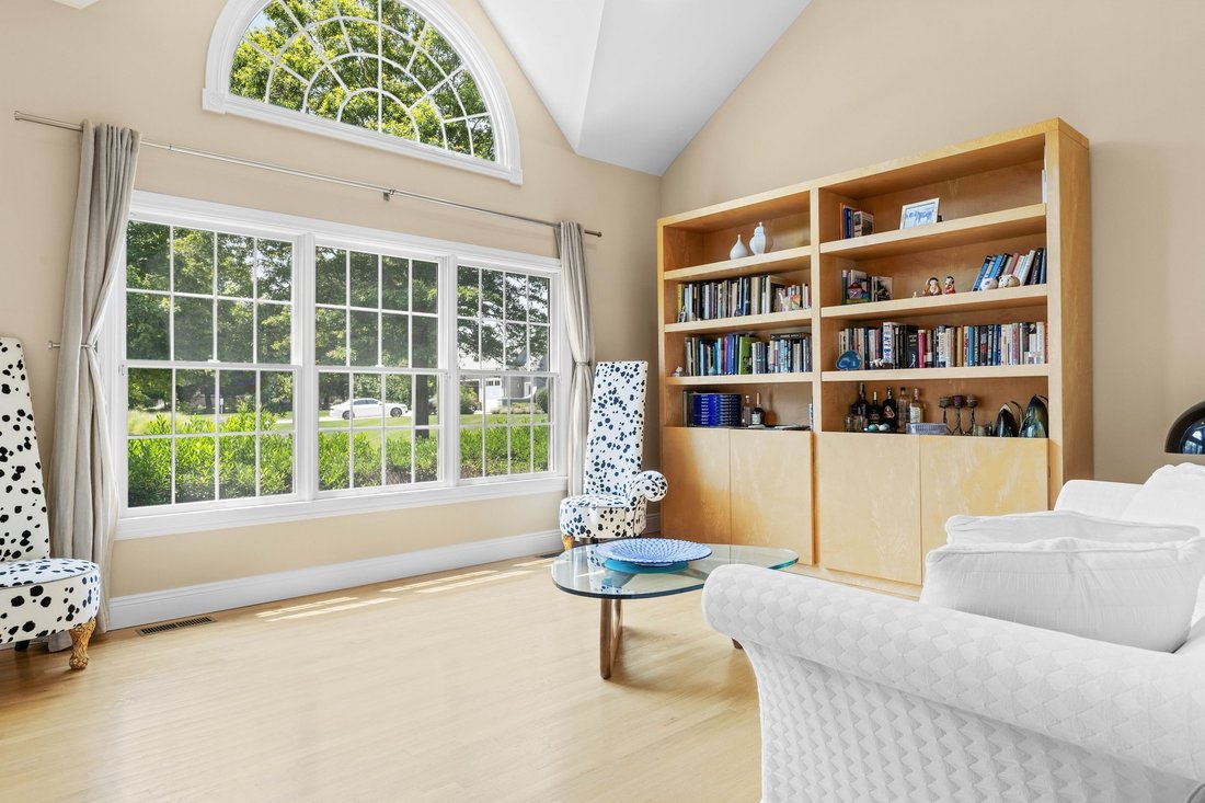 House in Greenport West, New York, United States 5 - 18484020