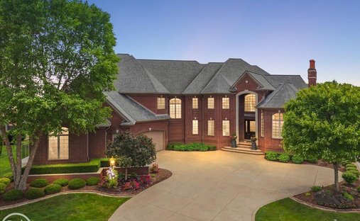House in New Baltimore, Michigan, United States 1