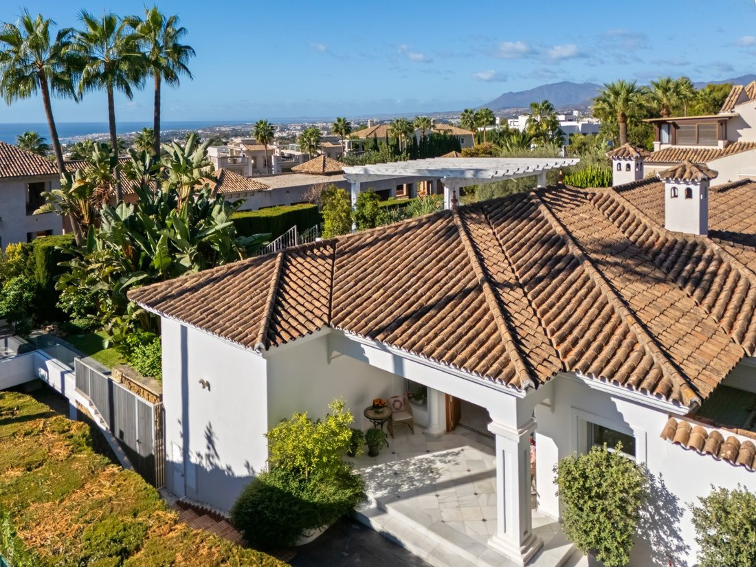 Villa in Marbella, Andalusia, Spain 4 - 18485619