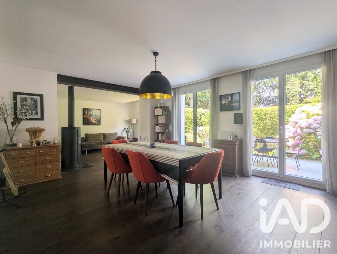 House in Les Loges-en-Josas, Ile-de-France, France 2 - 18484925