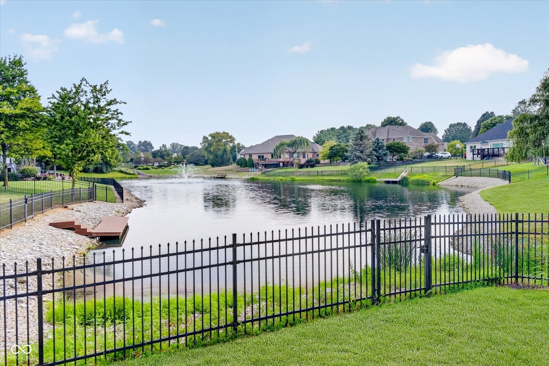 House in Greenwood, Indiana, United States 2 - 18199211