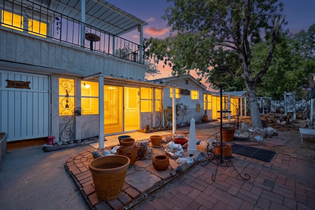 Albuquerque, New Mexico, United States 1 - 18488123