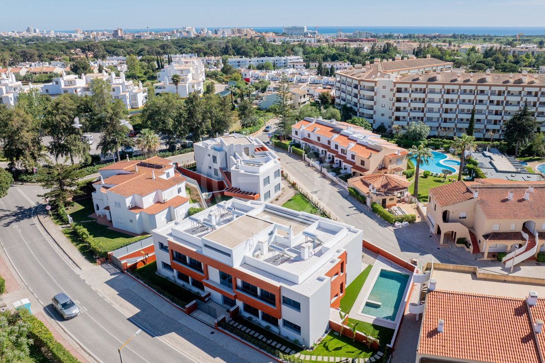 Apartamento en Quarteira, Algarve, Portugal 1 - 18486861