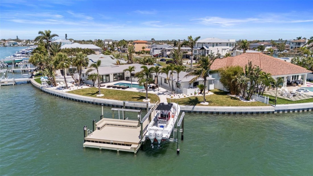 House in St. Pete Beach, Florida, United States 1 - 18485575