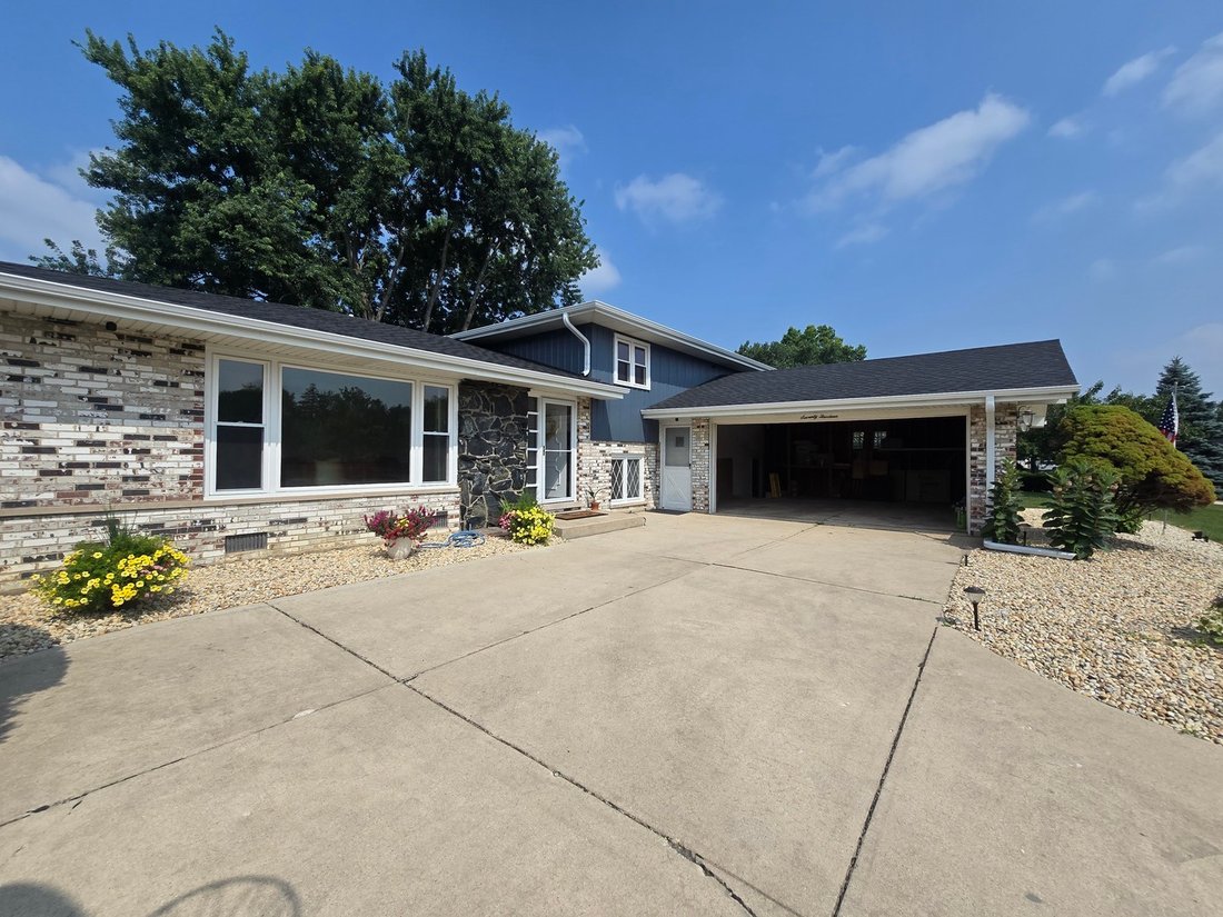 House in Darien, Illinois, United States 4 - 18486049