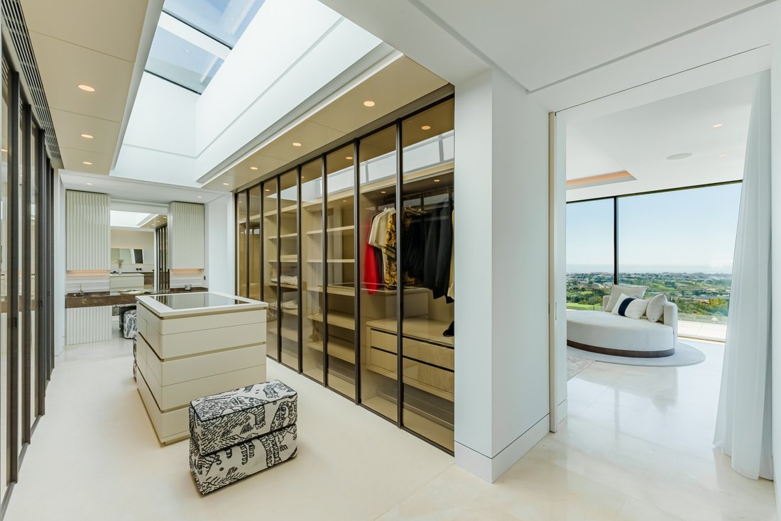 Villa in La Quinta, Benahavis, Andalusia 4 - 18486793