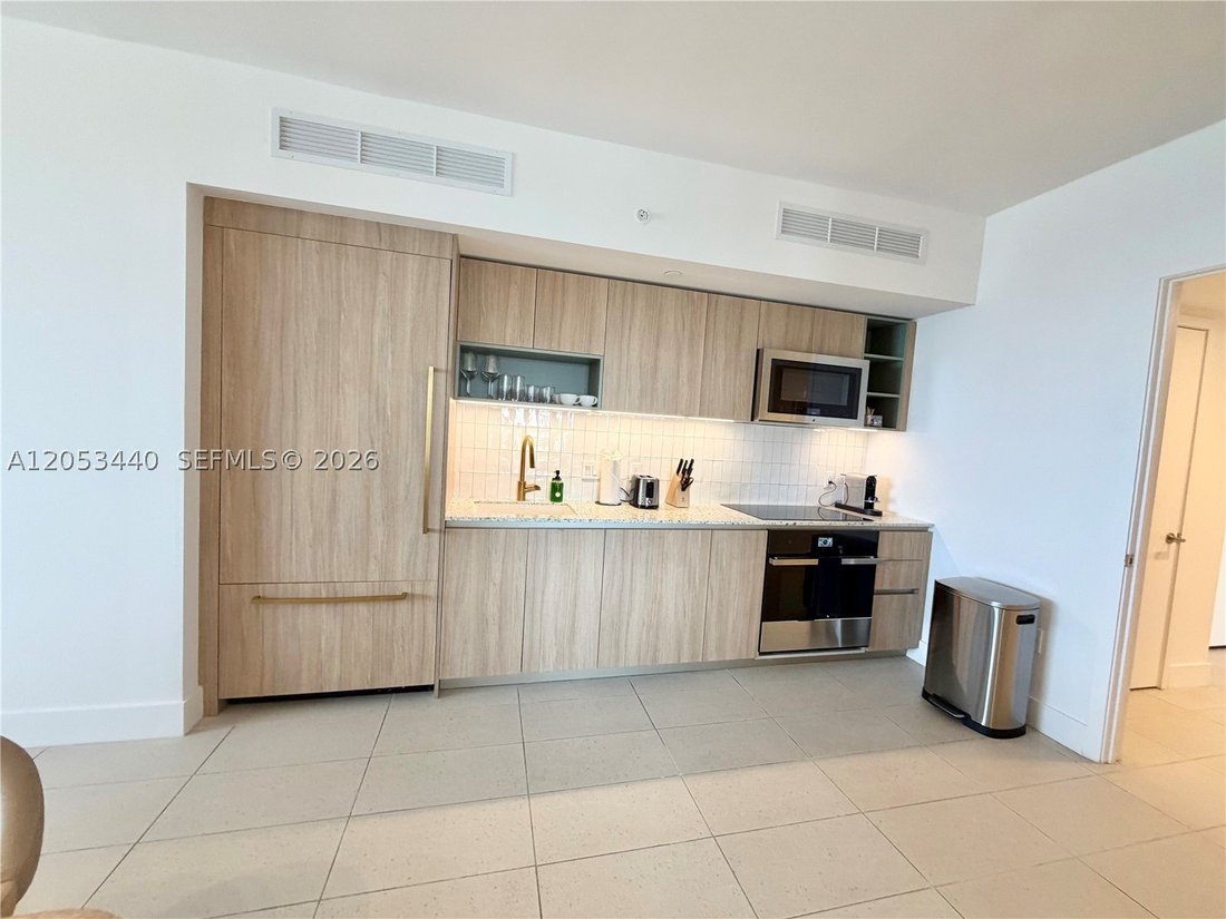 House in Miami, Florida, United States 4 - 18487506