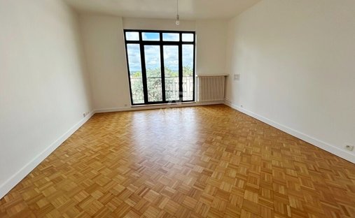 Apartment in Domaine National du Château, Versailles, France 1