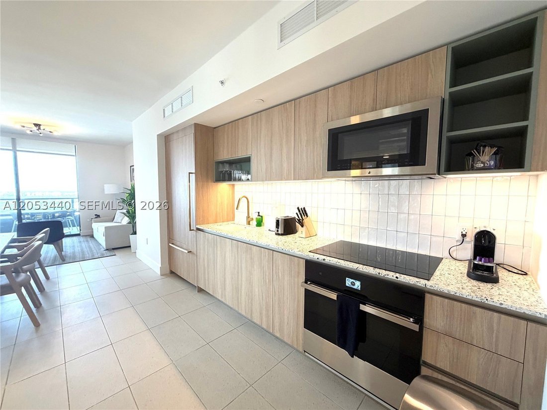 House in Miami, Florida, United States 5 - 18487506