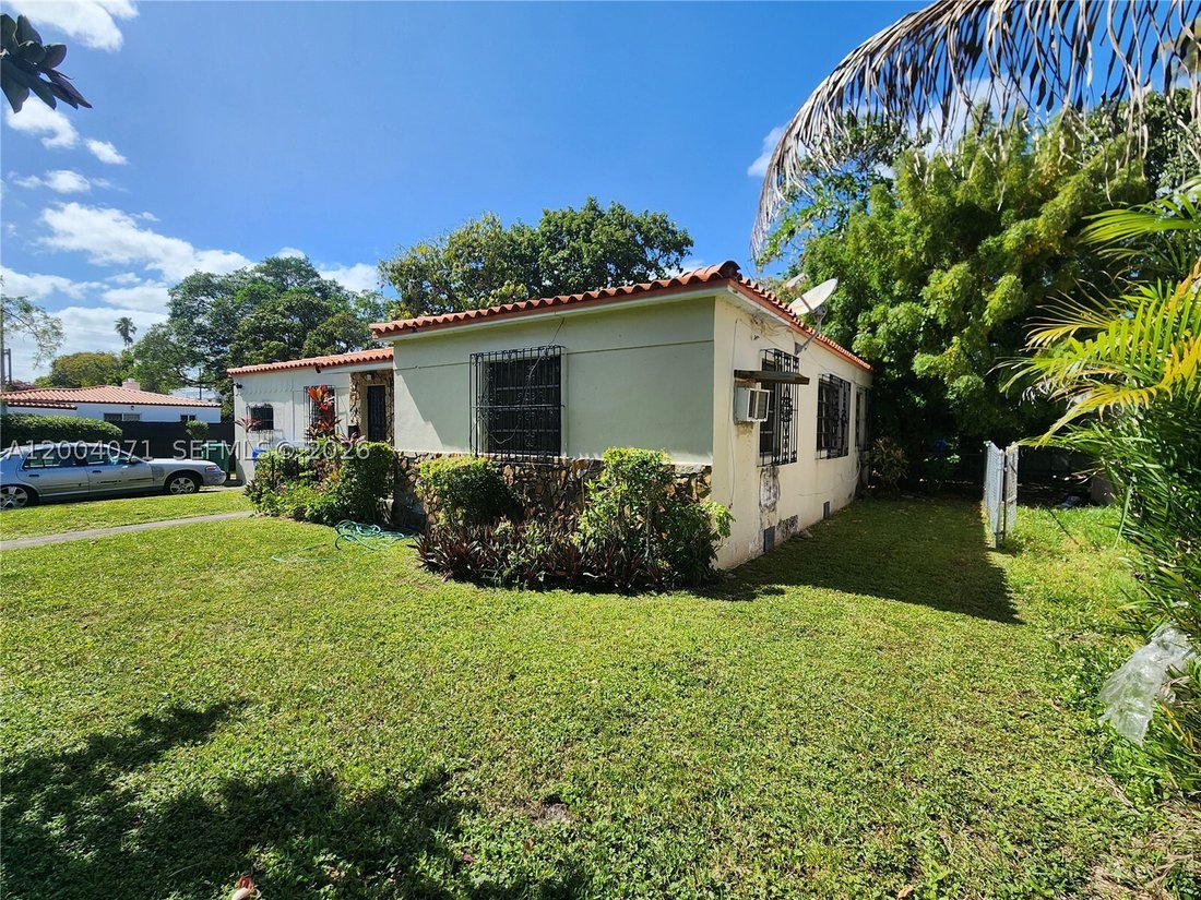 House in Miami, Florida, United States 2 - 17744019