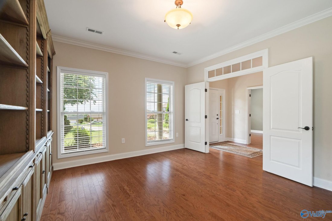 House in Redstone Arsenal, Alabama, United States 4 - 18488035