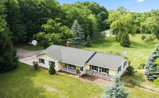 House in Byron Center, Michigan, United States 1