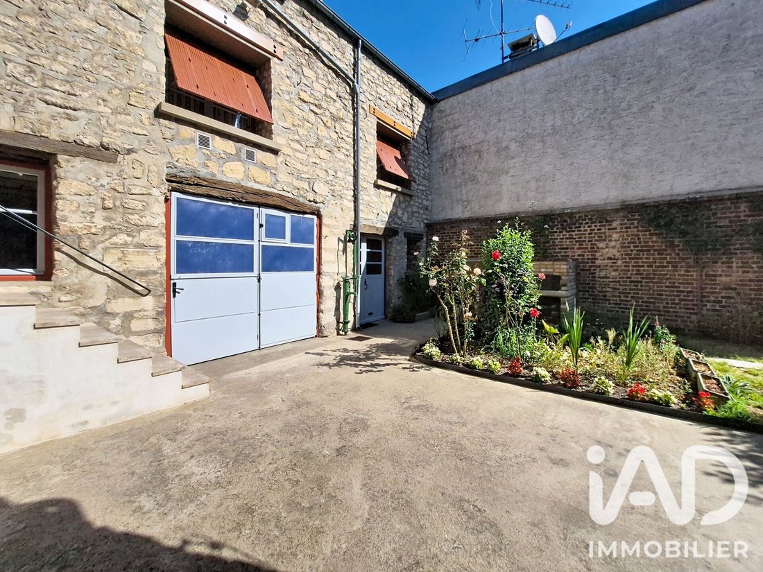 House in Verneuil-sur-Seine, Ile-de-France, France 3 - 18484907