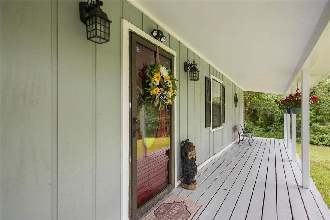 House in Gilmer, Texas, United States 2 - 18482906