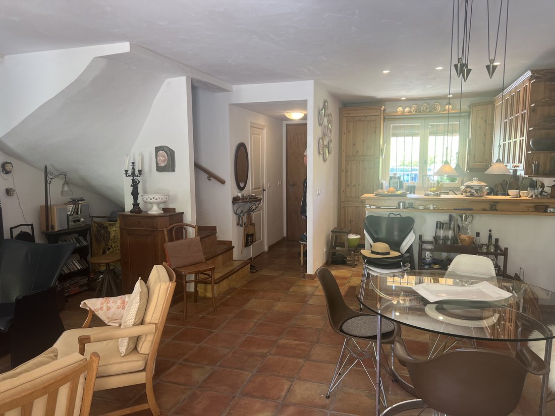 House in Le Plan-de-la-Tour, Provence-Alpes-Côte d'Azur, France 5 - 18483606
