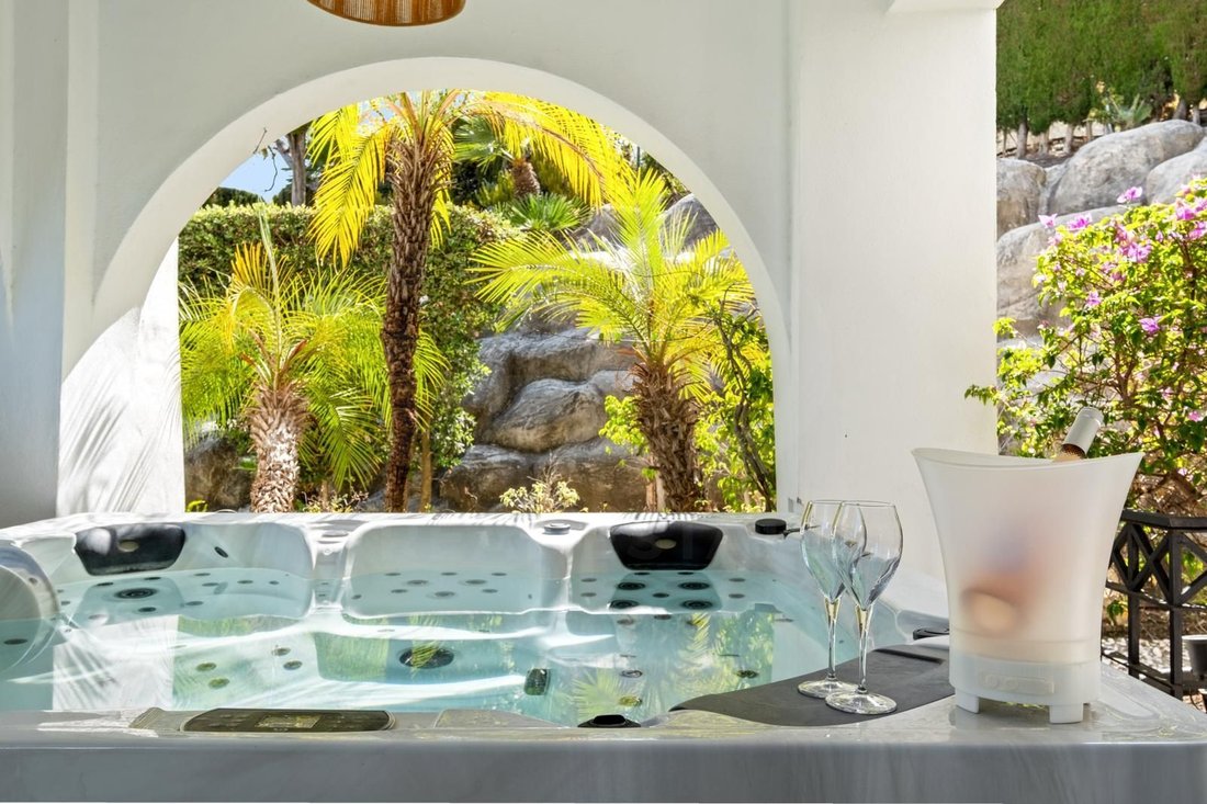 Apartment in Rio Real, Marbella, Andalusia 1 - 17478145