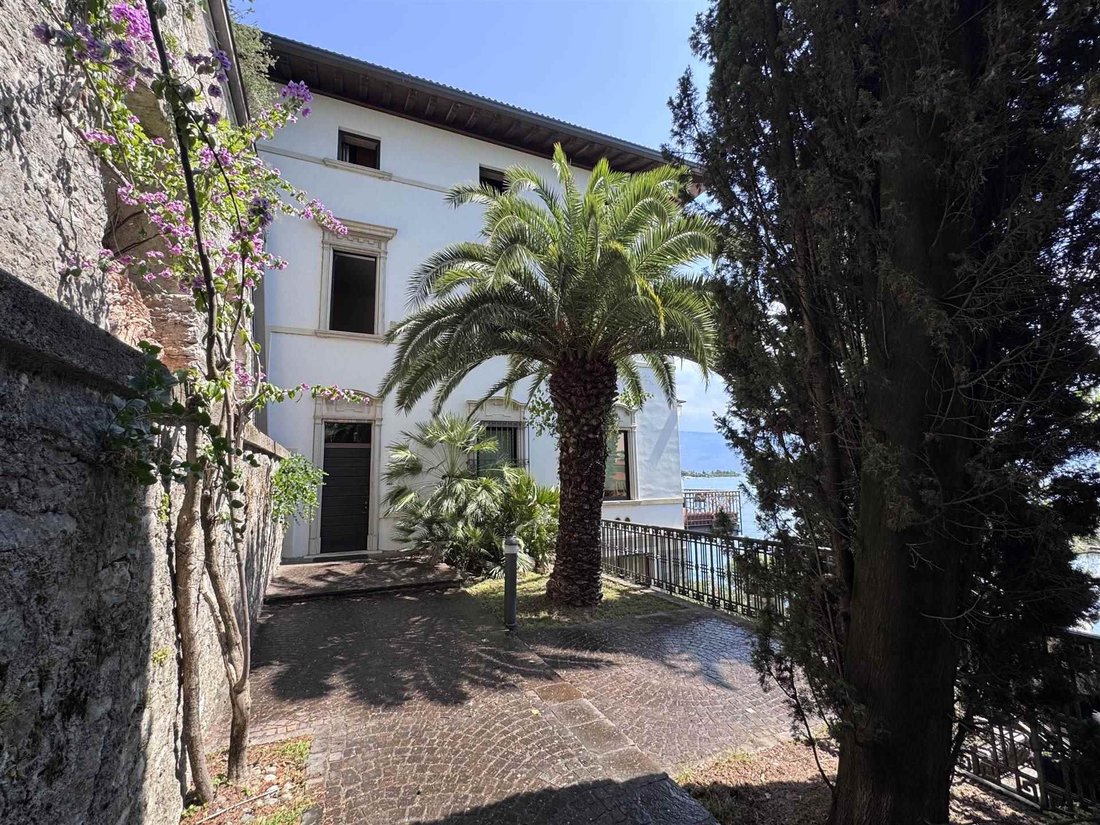 Apartment in Center, Toscolano, Lombardy 3 - 18486625