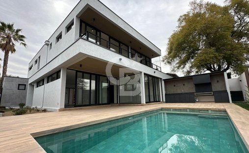 Casa en Las Condes, Región Metropolitana, Chile 1
