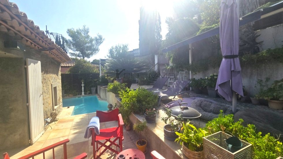 Villa in Hyeres, Provence-Alpes-Côte d'Azur, France 2 - 18485633