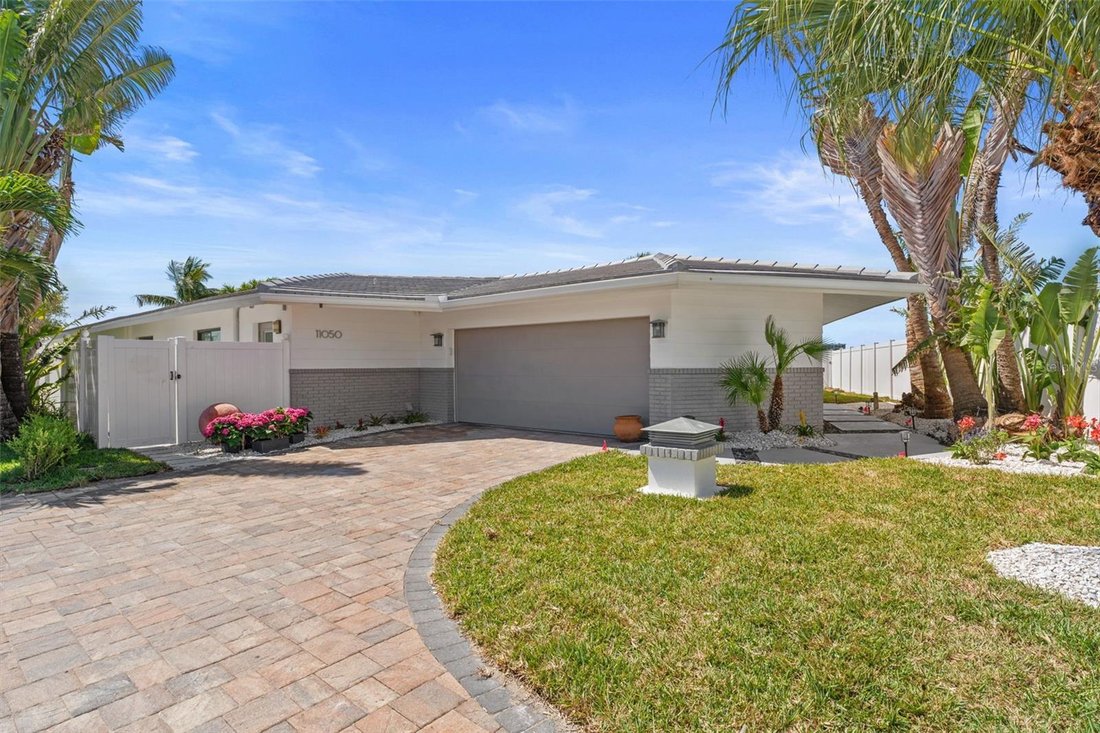 House in St. Pete Beach, Florida, United States 2 - 18485575