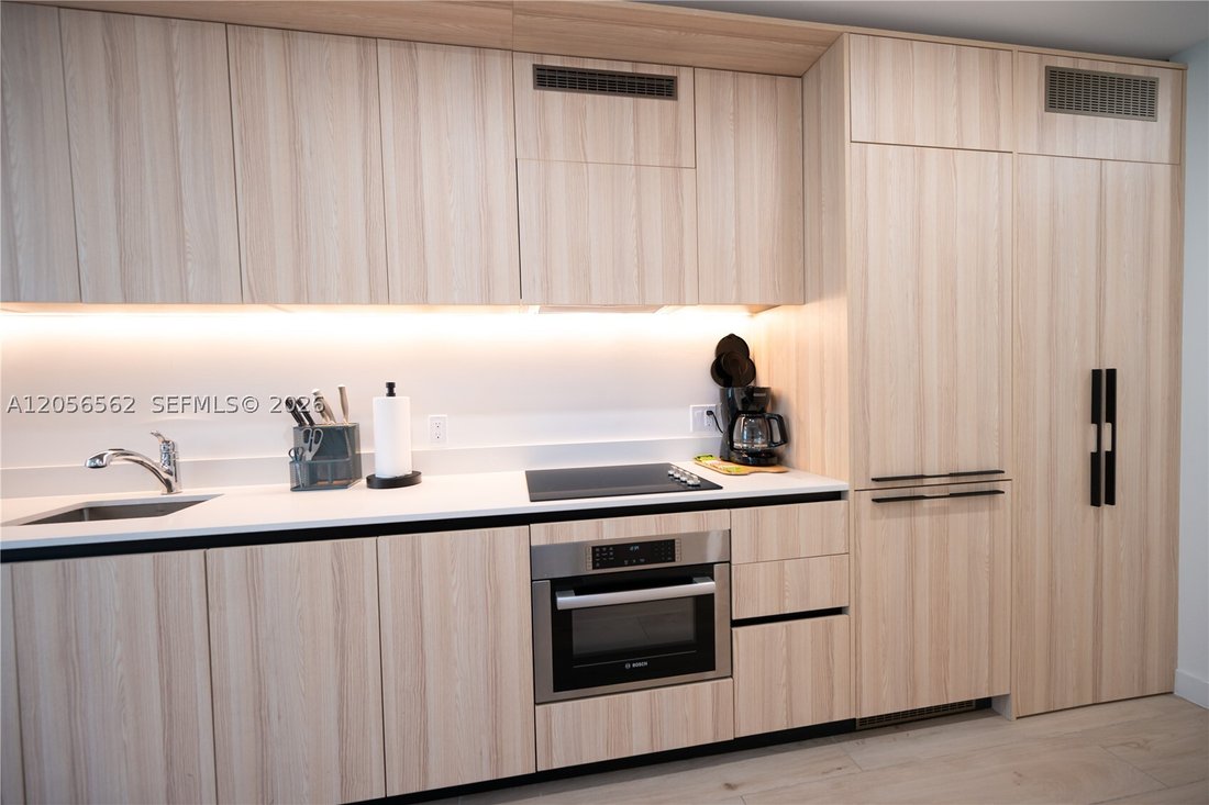 Condo in Miami, Florida, United States 2 - 18483189