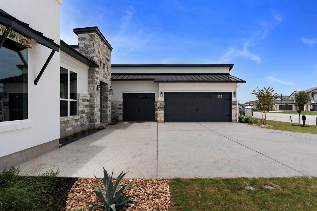 House in Georgetown, Texas, United States 3 - 18029674