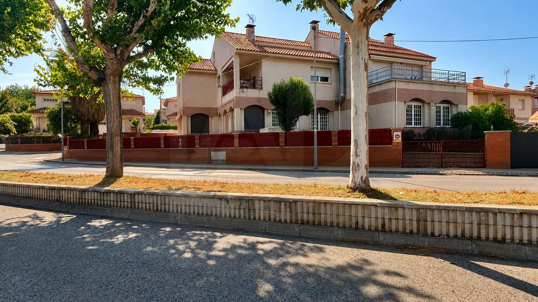 Townhouse in Abrera, Catalonia, Spain 1 - 18484123
