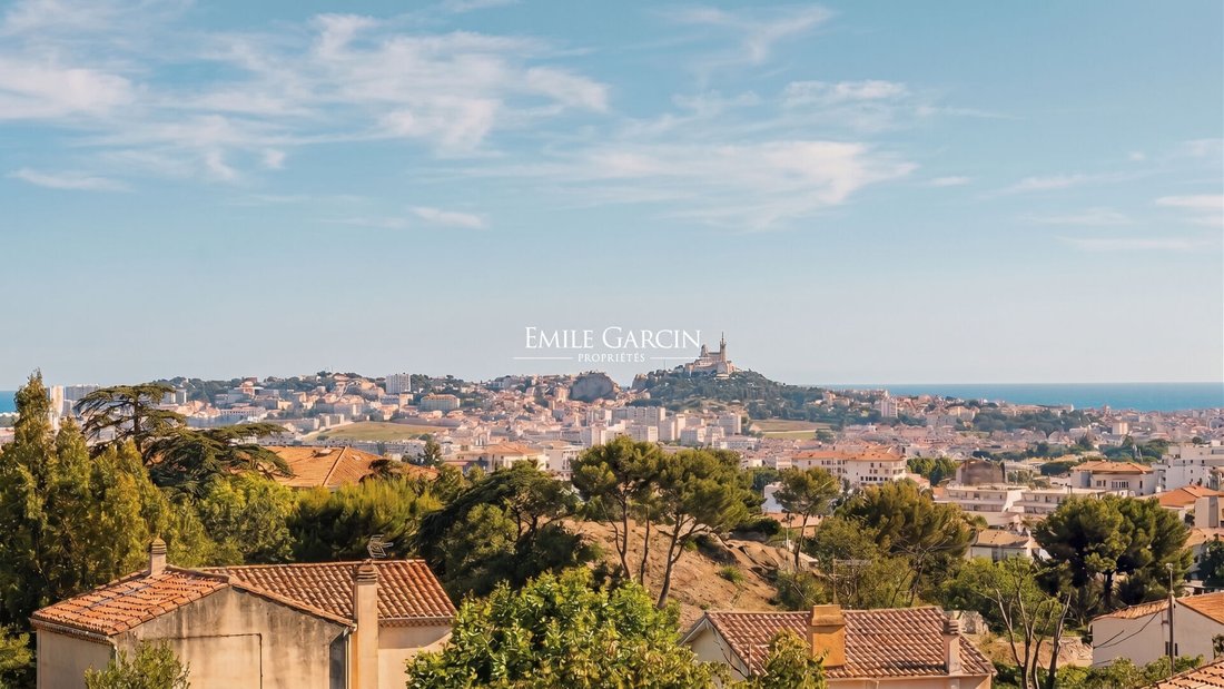 Villa in Saint Julien, Marseille, Provence-Alpes-Côte d'Azur 1 - 18486998