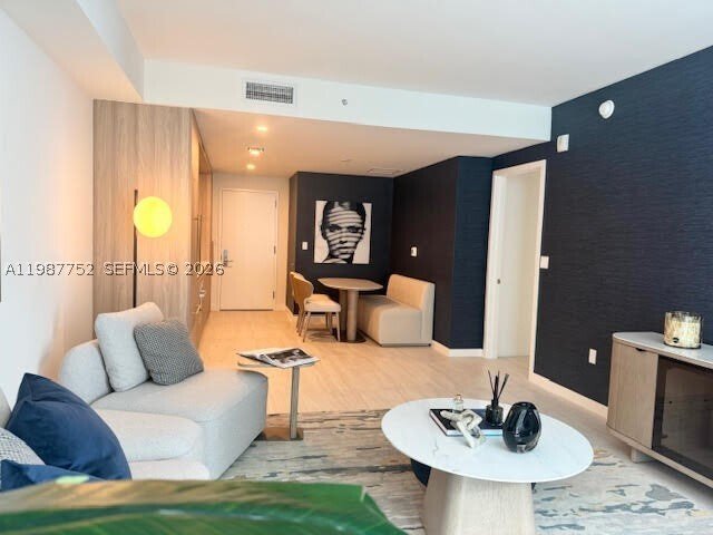 Condo in Miami, Florida, United States 5 - 17559685