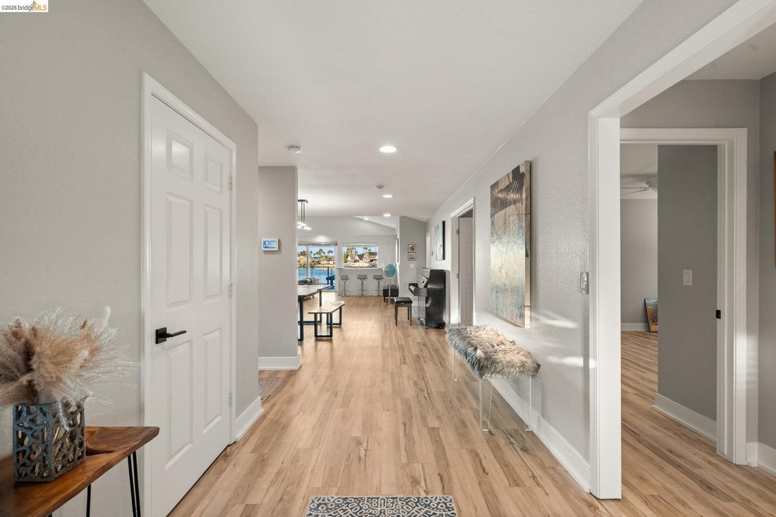 Casa a Discovery Bay, California, Stati Uniti 3 - 18486568