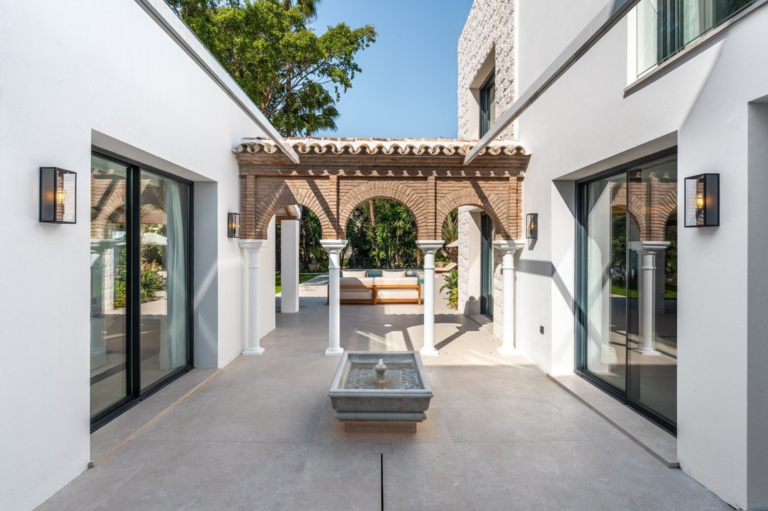 Villa in Nueva Andalucia, Marbella, Spain 5 - 18486595