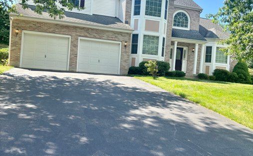 House in Manchester, Connecticut, United States 1