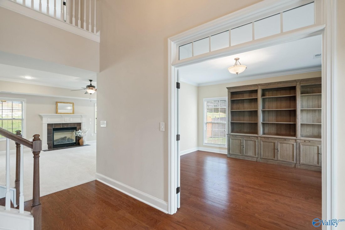 House in Redstone Arsenal, Alabama, United States 3 - 18488035