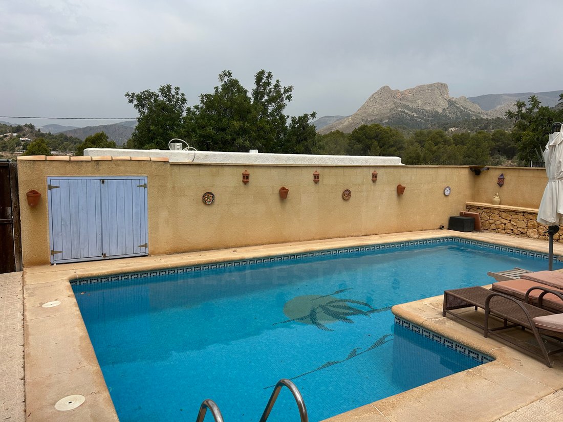 Townhouse in Finestrat, Valencian Community, Spain 2 - 18484076