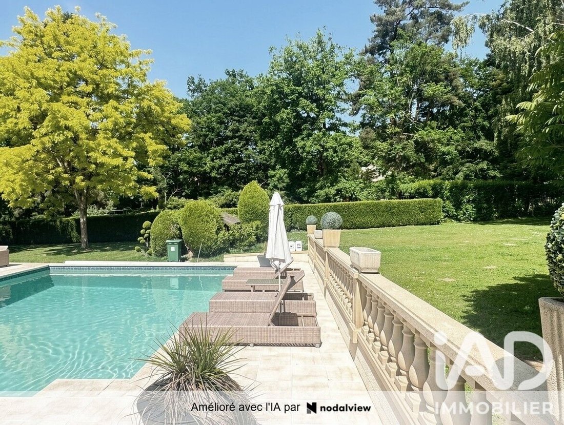 House in Les Mesnuls, Ile-de-France, France 1 - 18038336