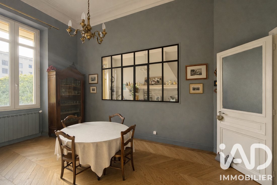 Apartment in Périer, 8e Arrondissement, Marseille 3 - 17919142