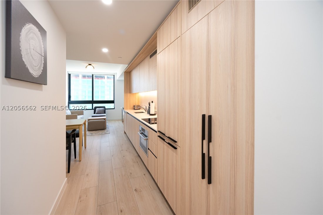 Condo in Miami, Florida, United States 1 - 18483189