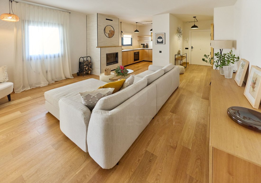 Apartment in Puerto Banus, Marbella, Spain 3 - 17691952