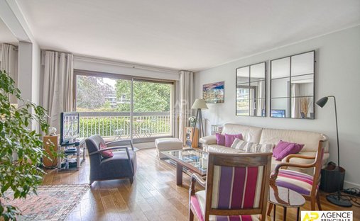 Apartment in Domaine National du Château, Versailles, France 1