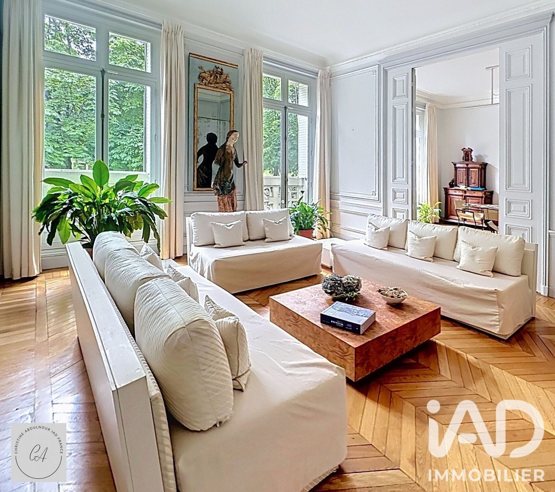 Apartment in Chaillot, Paris 16e Arrondissement, Paris 1 - 18484931