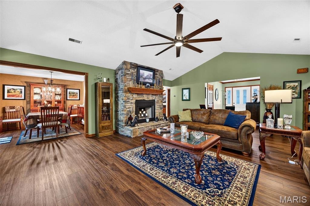 House in Montgomery City, Missouri, United States 4 - 18485579