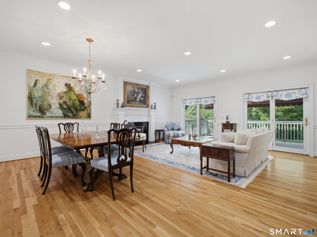 Condo in Avon, Connecticut, United States 4 - 18451259