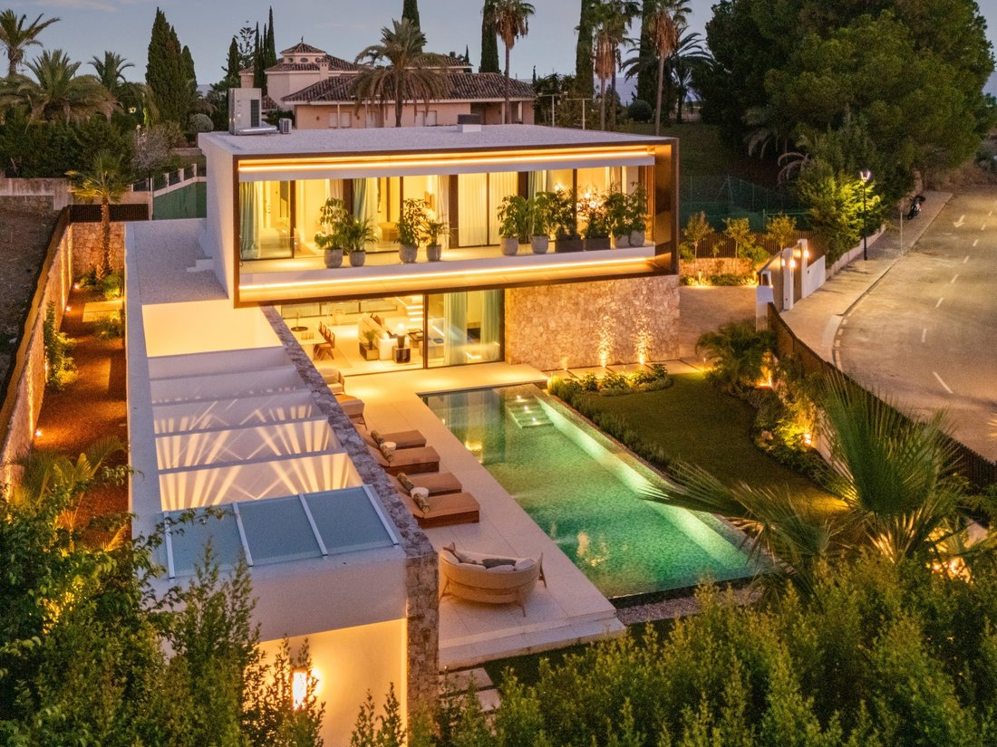 Villa in Marbella, Andalusia, Spain 2 - 18486119